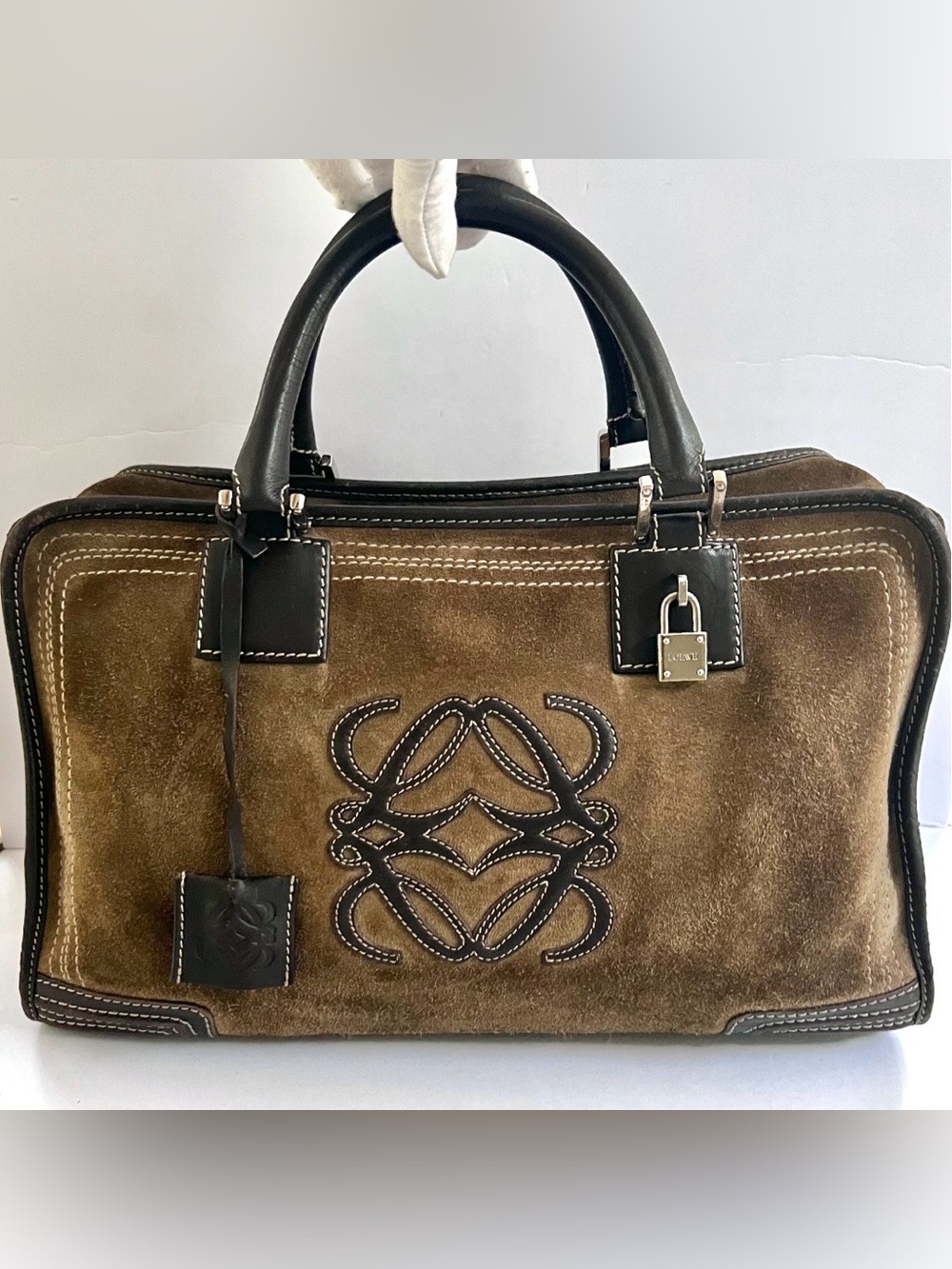 Loewe Amazona 36 Vintage Leather Handbag in Khaki Brown Suede